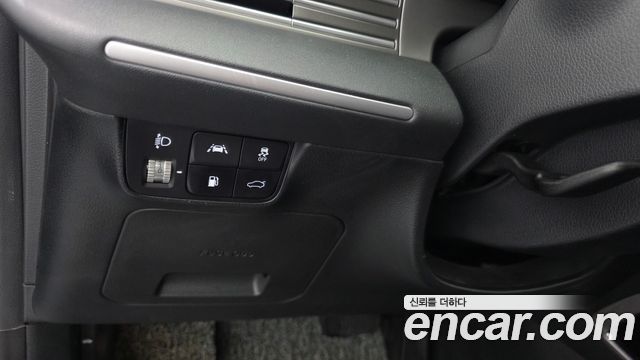 Hyundai Grandeur 2023 — photo 25