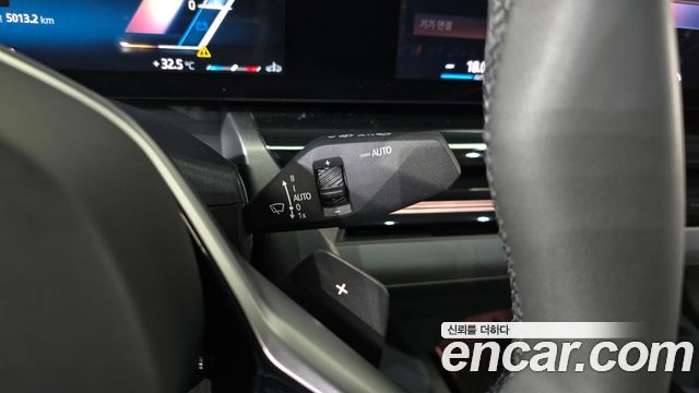 BMW 5-Series 2024 — photo 27