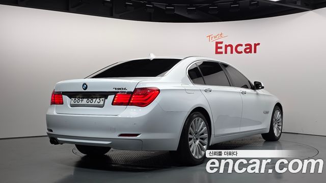 BMW 7-Series 2012 — photo 2