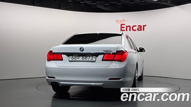 BMW 7-Series 2012 — photo 4