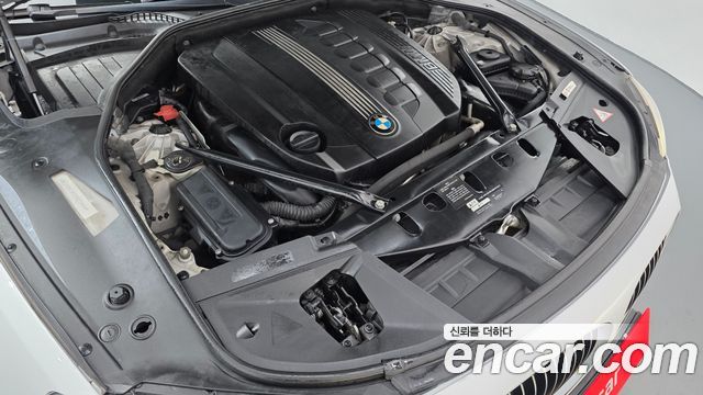 BMW 7-Series 2012 — photo 6