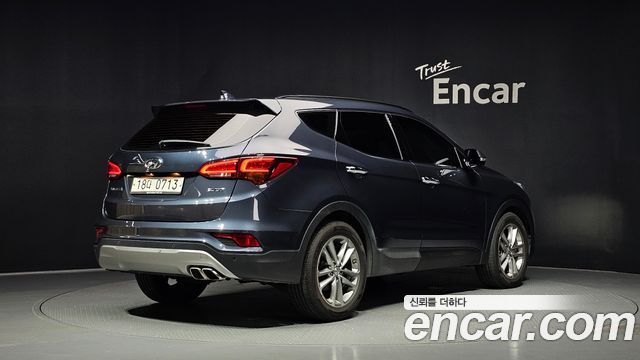 Hyundai Santafe 2016 — photo 2
