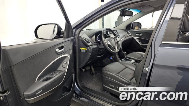 Hyundai Santafe 2016 — photo 13