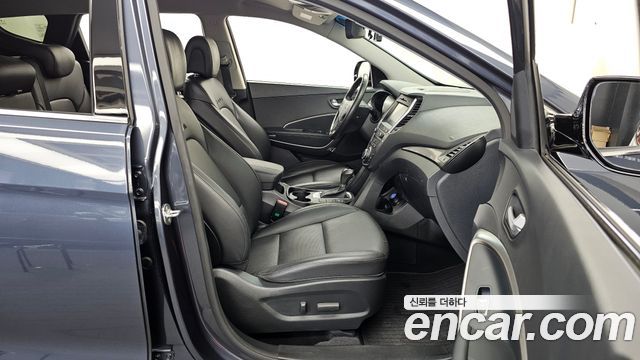 Hyundai Santafe 2016 — photo 17