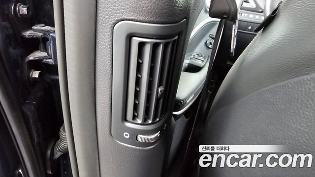 Hyundai Santafe 2016 — photo 31
