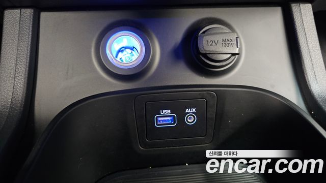 Hyundai Santafe 2016 — photo 32