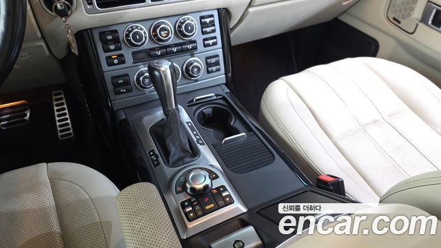 Land Rover Range Rover 2009 — photo 9