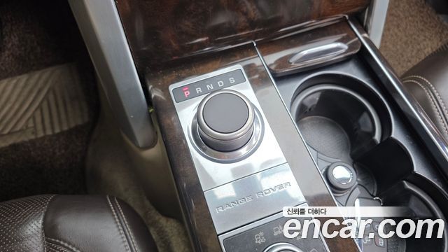 Land Rover Range Rover 2015 — photo 9