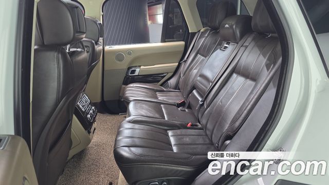 Land Rover Range Rover 2015 — photo 11