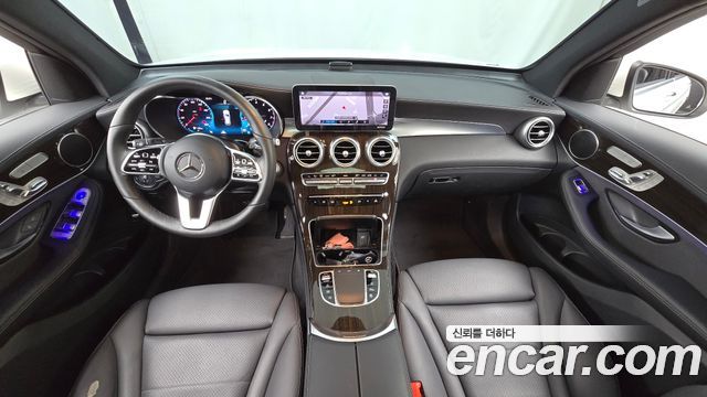 Mercedes-Benz GLC-Class 2020 — photo 7