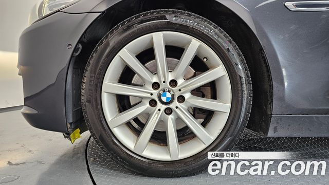 BMW 5-Series 2014 — photo 5