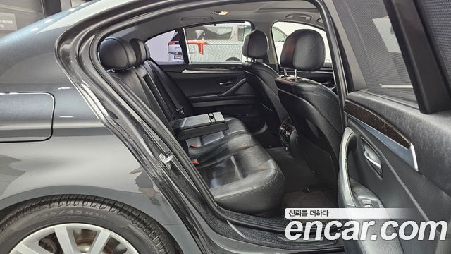 BMW 5-Series 2014 — photo 12
