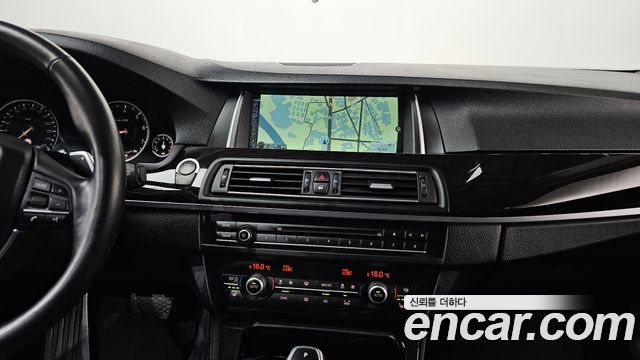 BMW 5-Series 2014 — photo 14