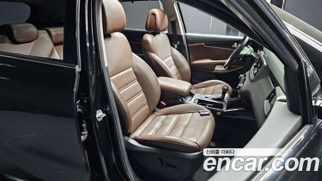 Kia Sorento 2016 — photo 18