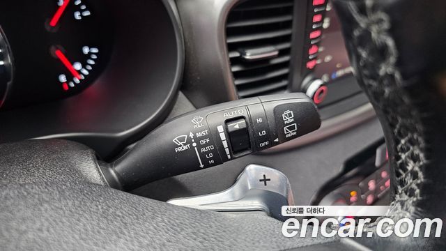Kia Sorento 2016 — photo 31