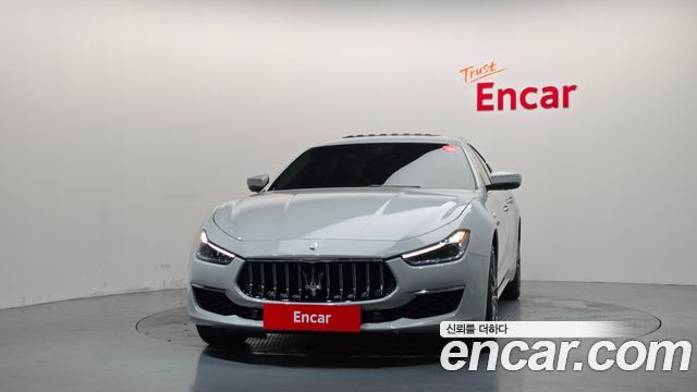 Maserati Ghibli 2022 — photo 1