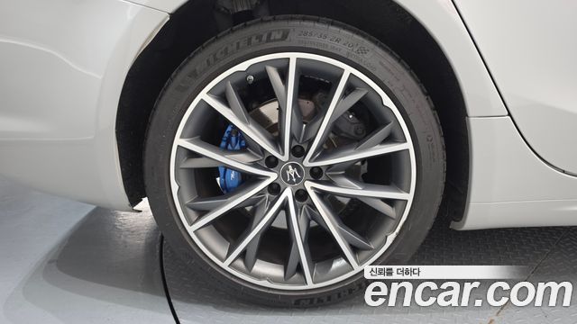 Maserati Ghibli 2022 — photo 5