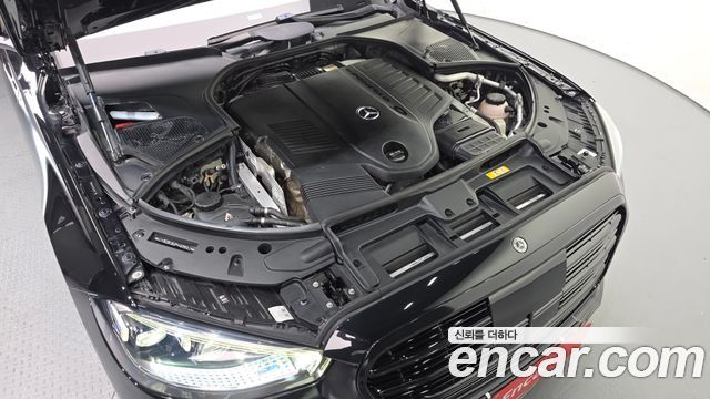 Mercedes-Benz S-Class 2023 — photo 6