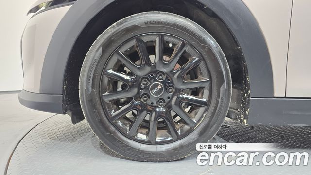 Mini Cooper 2024 — photo 5