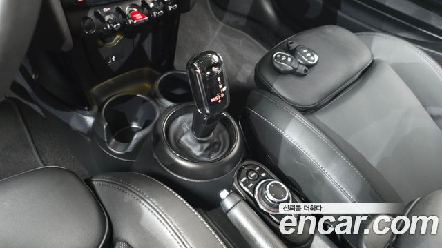 Mini Cooper 2024 — photo 12