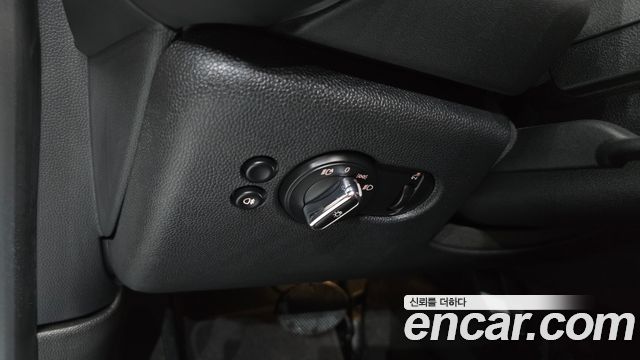 Mini Cooper 2024 — photo 22