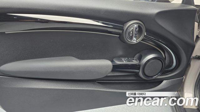 Mini Cooper 2024 — photo 14
