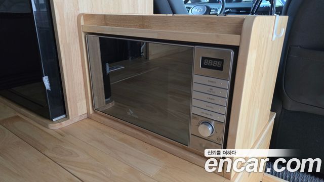 Hyundai Staria 2023 — photo 25