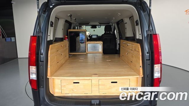Hyundai Staria 2023 — photo 26