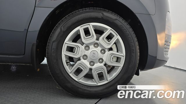 Hyundai Staria 2023 — photo 7