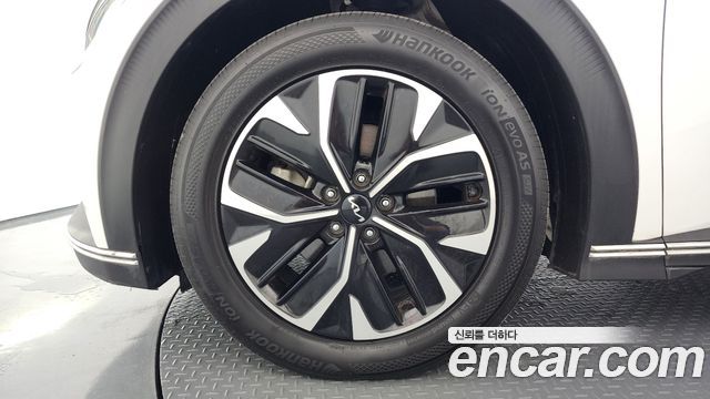 Kia EV6 2022 — photo 5