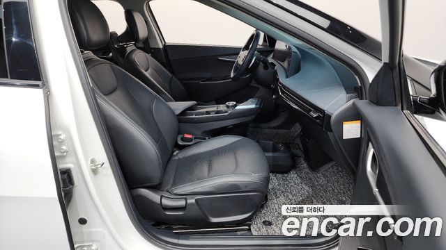 Kia EV6 2022 — photo 11
