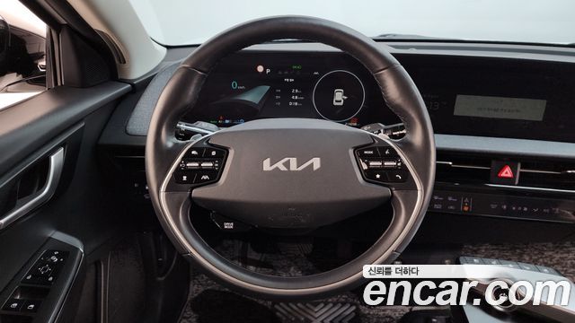 Kia EV6 2022 — photo 13