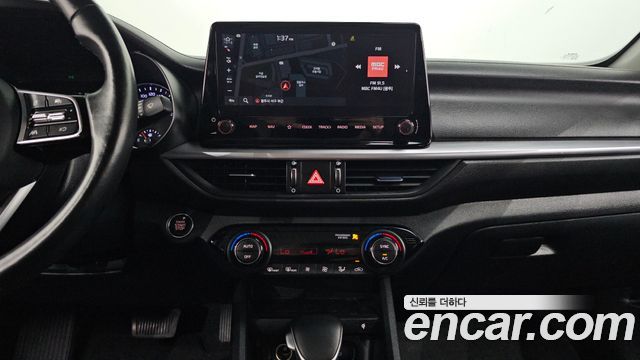 Kia K3 2022 — photo 20