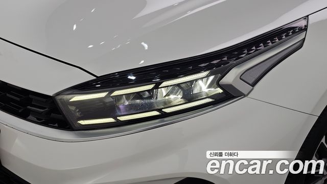 Kia K3 2022 — photo 8