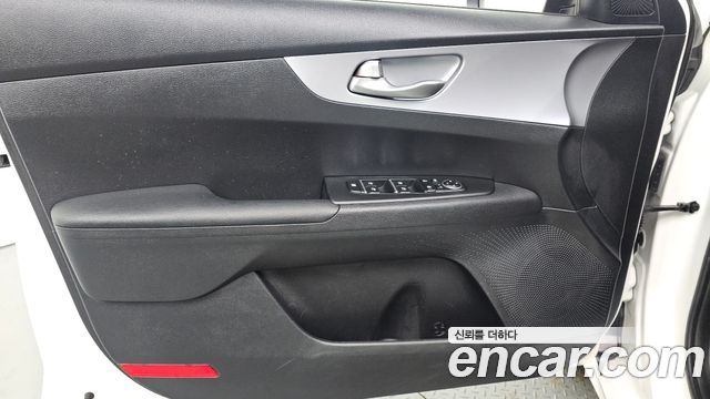 Kia K3 2022 — photo 14