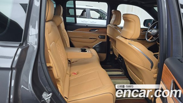 Jeep Cherokee 2023 — photo 17