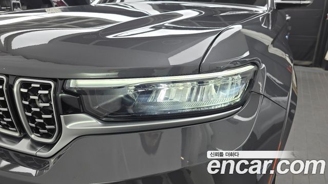 Jeep Cherokee 2023 — photo 8