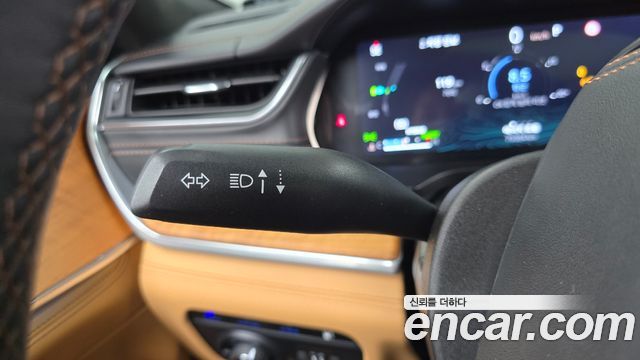 Jeep Cherokee 2023 — photo 28