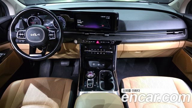 Kia Canival 2023 — photo 7