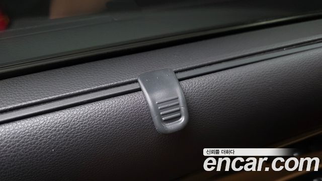 Kia Canival 2023 — photo 17