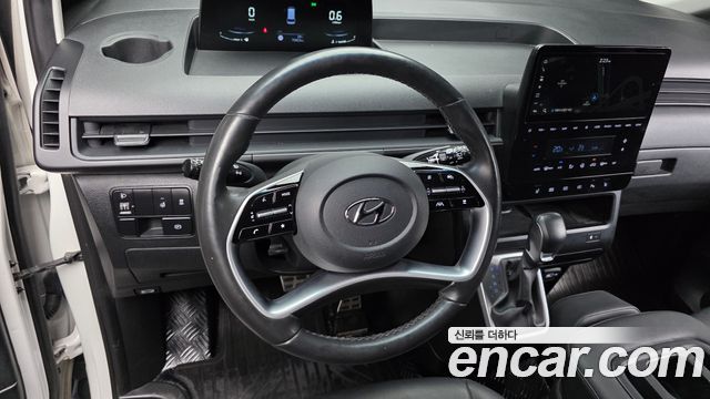 Hyundai Staria 2024 — photo 20