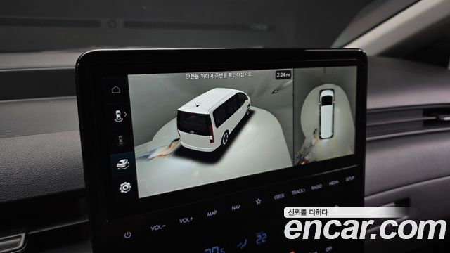 Hyundai Staria 2024 — photo 21