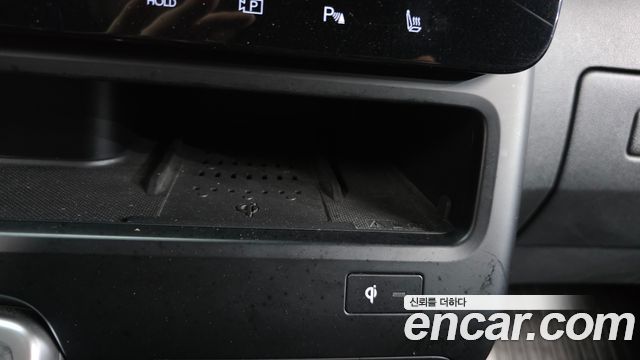 Hyundai Staria 2024 — photo 31