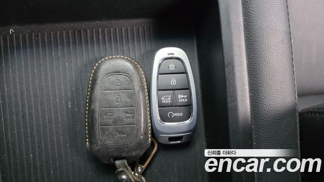 Hyundai Staria 2024 — photo 32