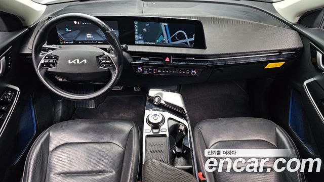 Kia EV6 2022 — photo 10
