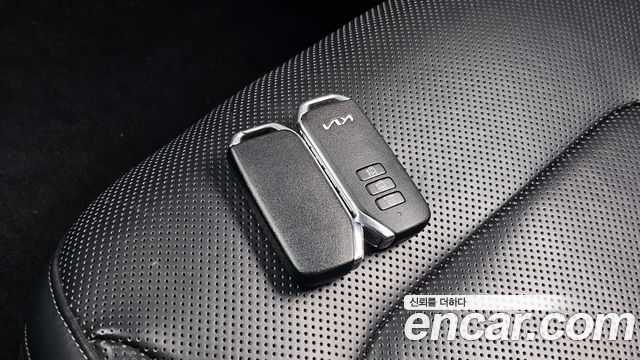 Kia EV6 2022 — photo 32