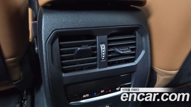 BMW i4 2025 — photo 25