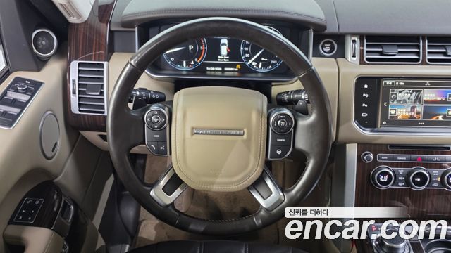 Land Rover Range Rover 2016 — photo 13
