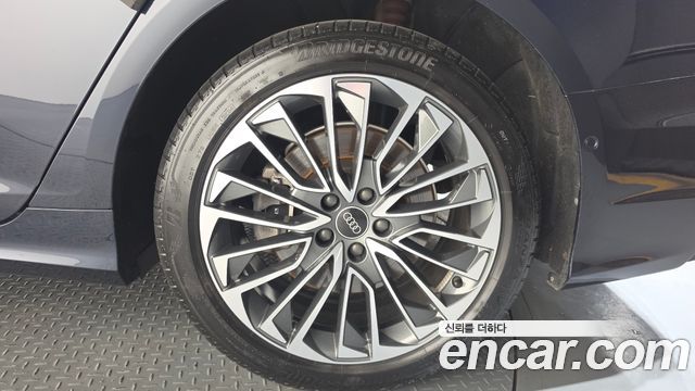 Audi A6 2025 — photo 7