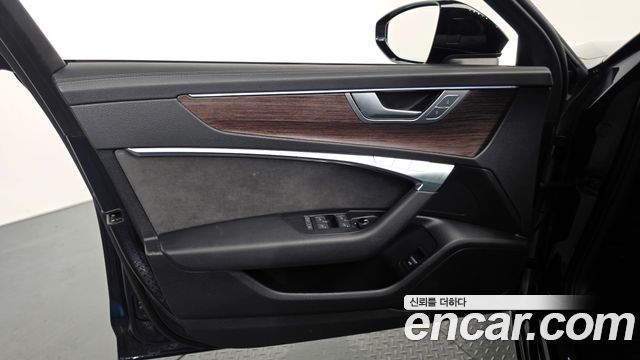 Audi A6 2025 — photo 14